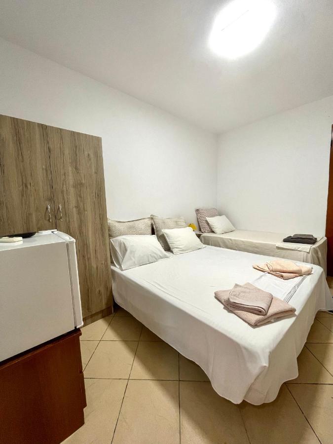 Tekada Hotel & Restaurant Vlorë エクステリア 写真